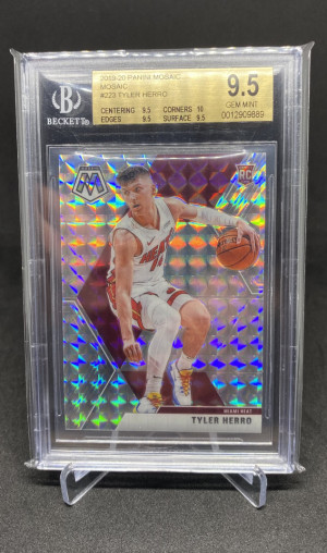 TYLER HERRO RC 2019-20 PANINI MOSAIC SILVER PRIZM ROOKIE #223 BGS 9.5 front