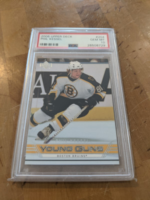 06-07 Upper Deck Young Guns Phil Kessel #204 PSA 10 front