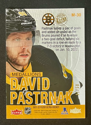 2021-22 Fleer Ultra David Pastrnak Ruby Red Medallion /50 back