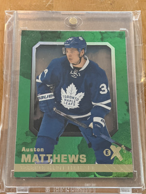16-17 Fleer Showcase Auston Matthews EX-2017 Rookie Insert front